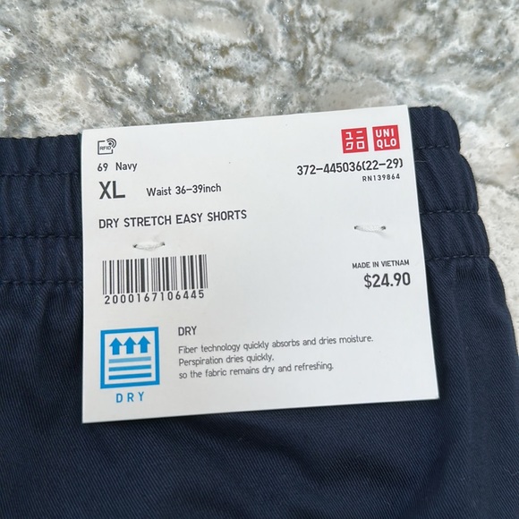 Shorts - Picture 3 of 3